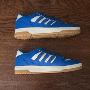 Beautiful blue and white Women’s Adidas Sneakers